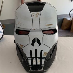 Marvel skull helmet